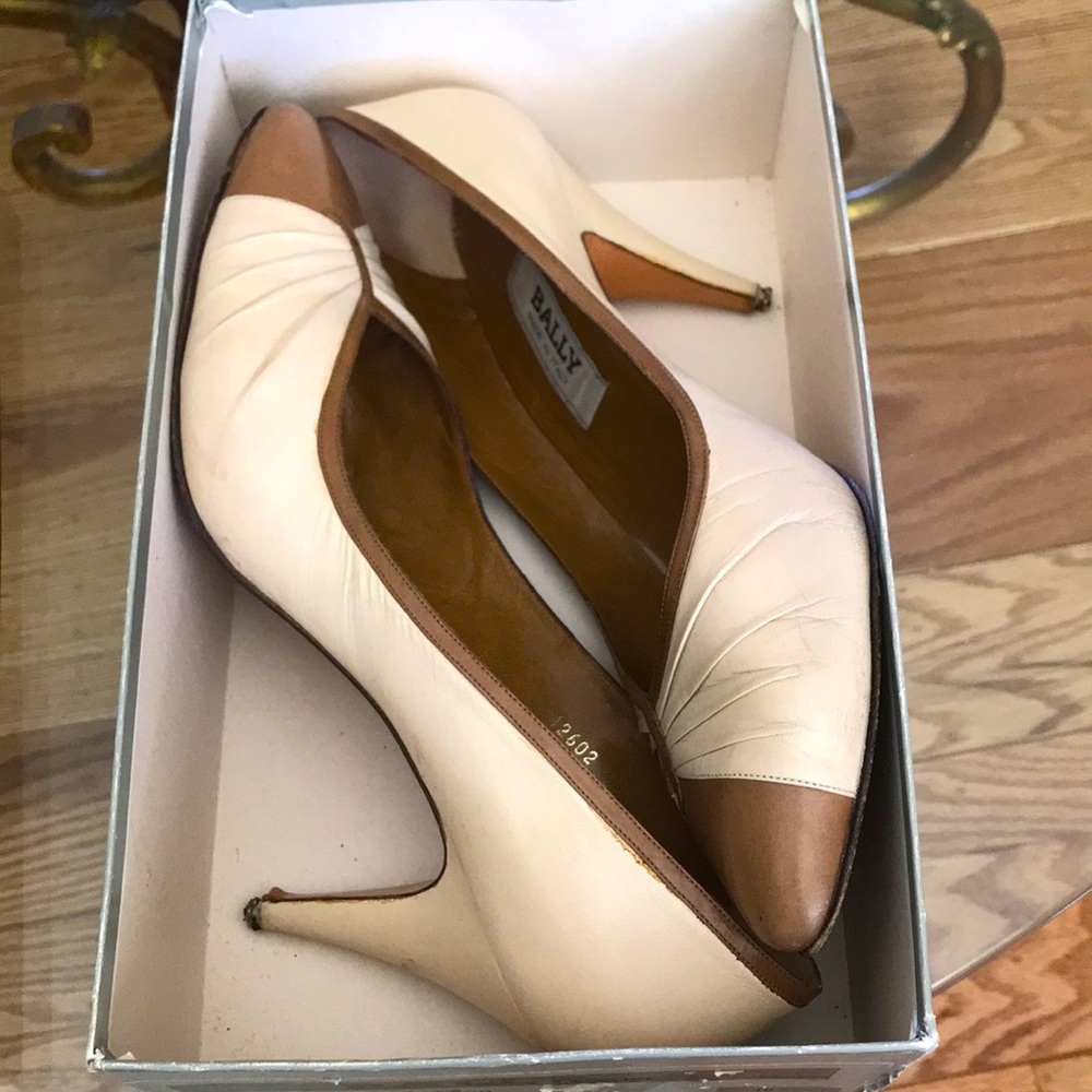 VINTAGE Bally pin up pump sz 10
